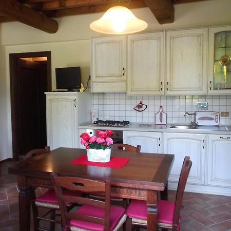 Apartments Borgo Toscano Gambassi Terme Room photo
