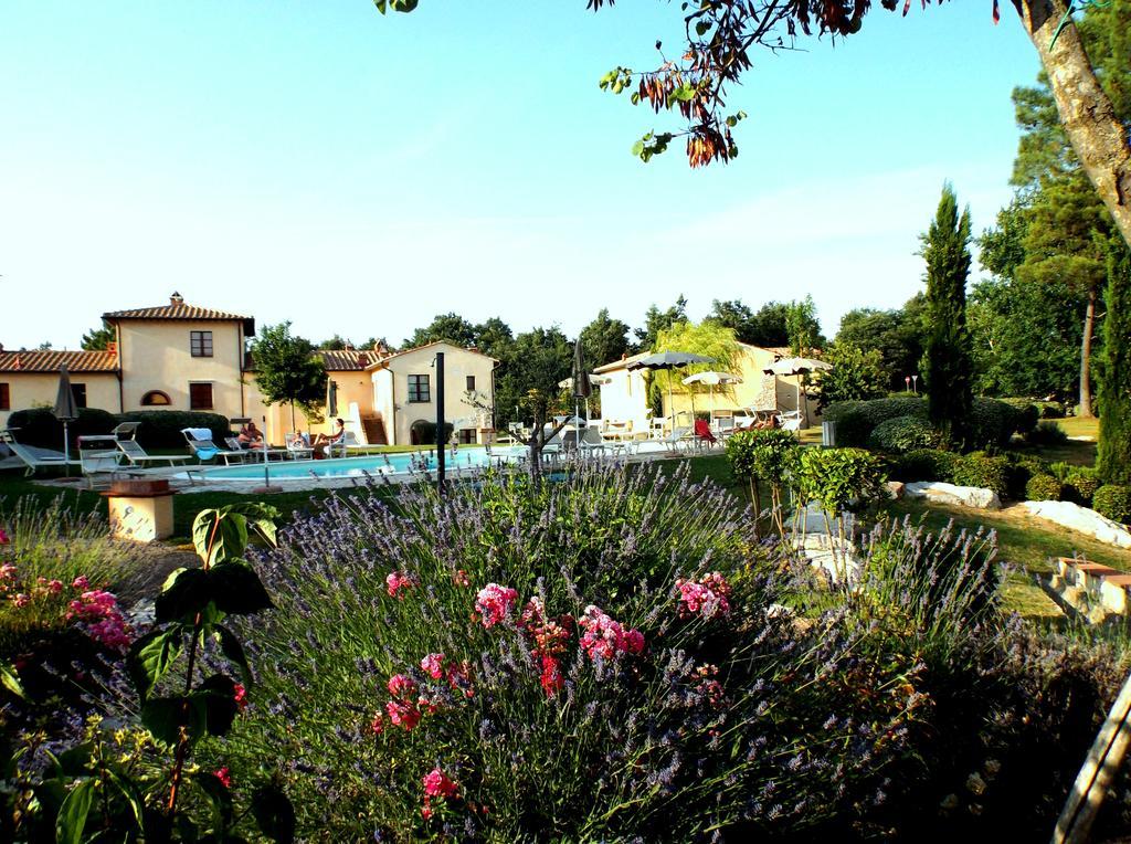 Apartments Borgo Toscano Gambassi Terme Exterior photo
