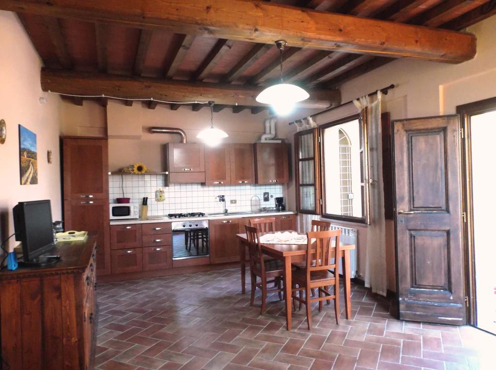 Apartments Borgo Toscano Gambassi Terme Room photo