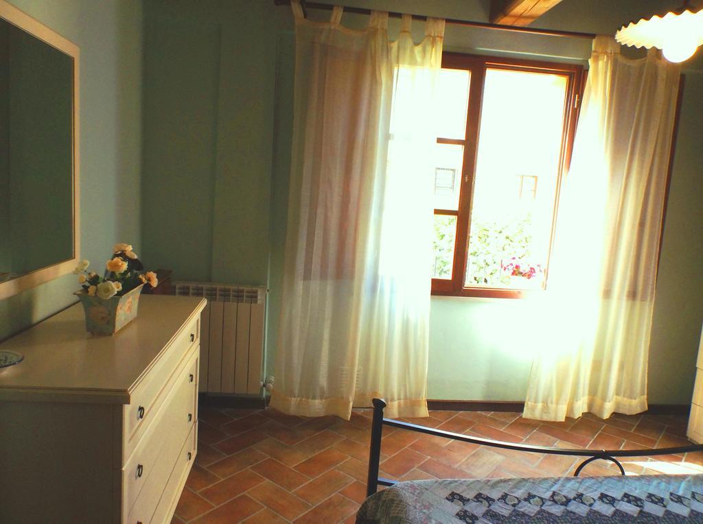 Apartments Borgo Toscano Gambassi Terme Room photo