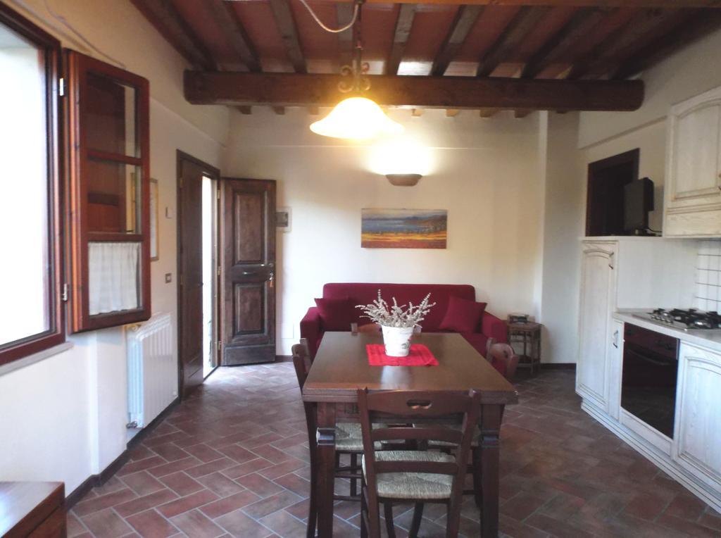 Apartments Borgo Toscano Gambassi Terme Room photo